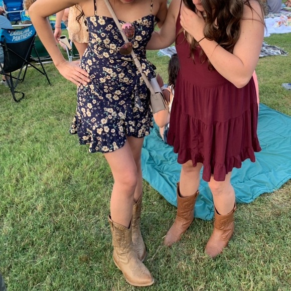 Princess Polly navy floral dress - Picture 3 of 6